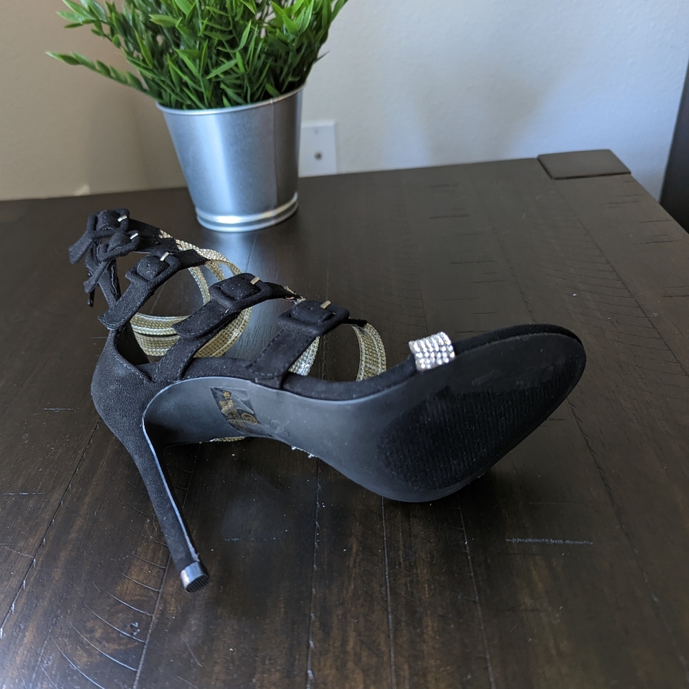 Black Heel with Rhinestone Design - Picture 7 of 9